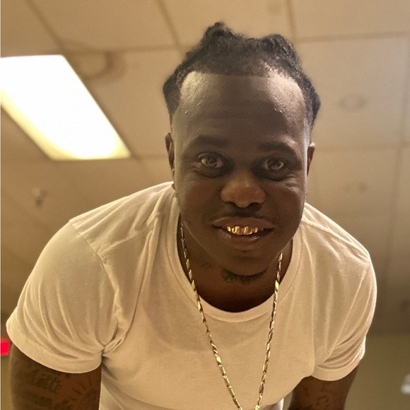 Meet your Posher, Kevin - Picture 1 of 1